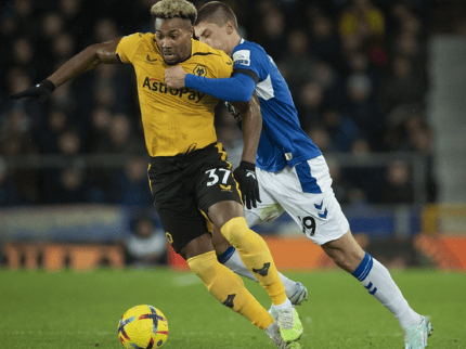 爱游戏-关于阿斯顿维拉国际比赛日远射贴柱；志在葡超名次提升；媒体盛赞；赛程密集仍需轮换的信息