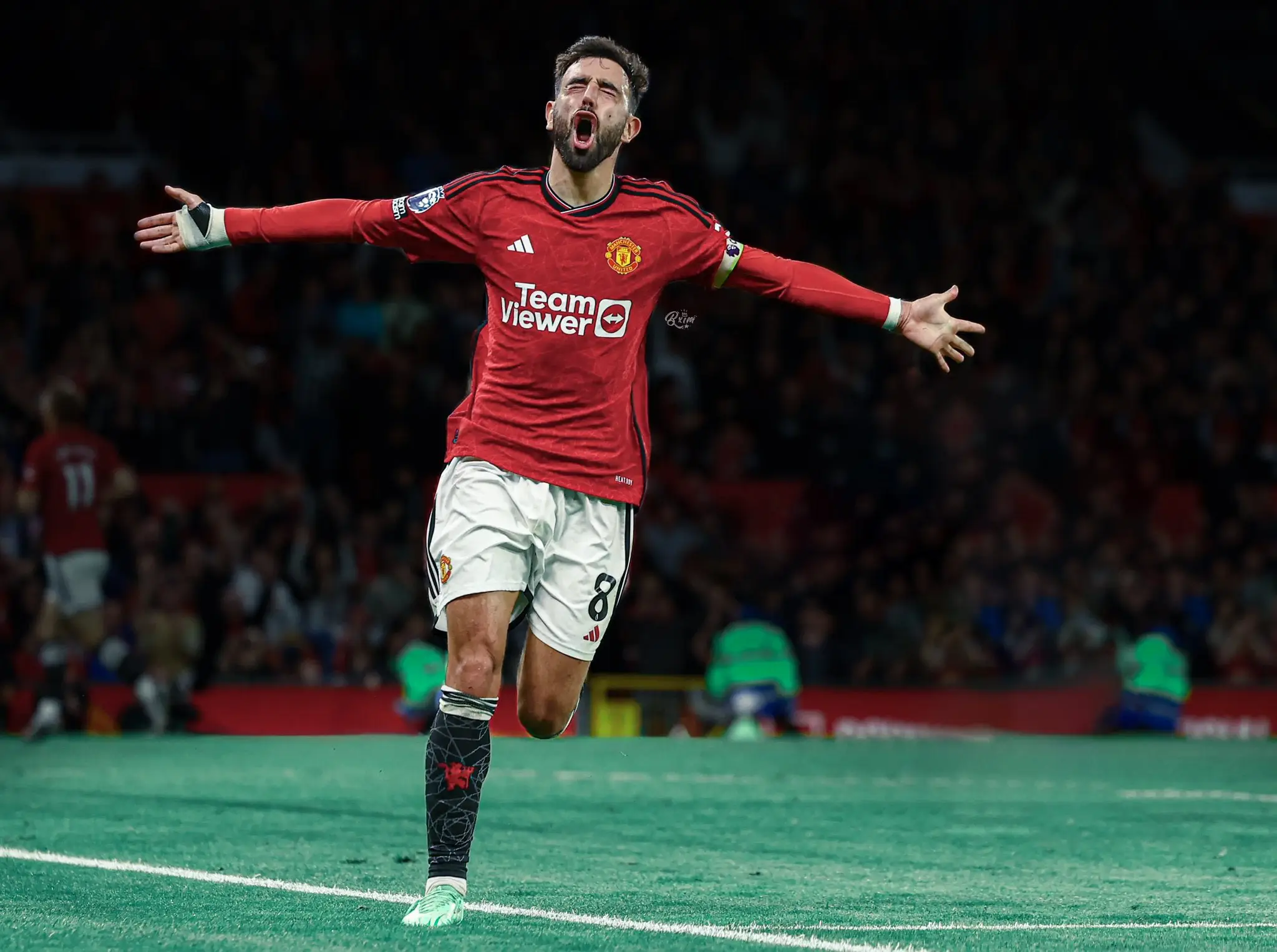 AYX SPORTS-斯图加特发布备战花絮，国际比赛日造点机会，NBA常规赛任务艰巨，年轻球员得到机会的简单介绍