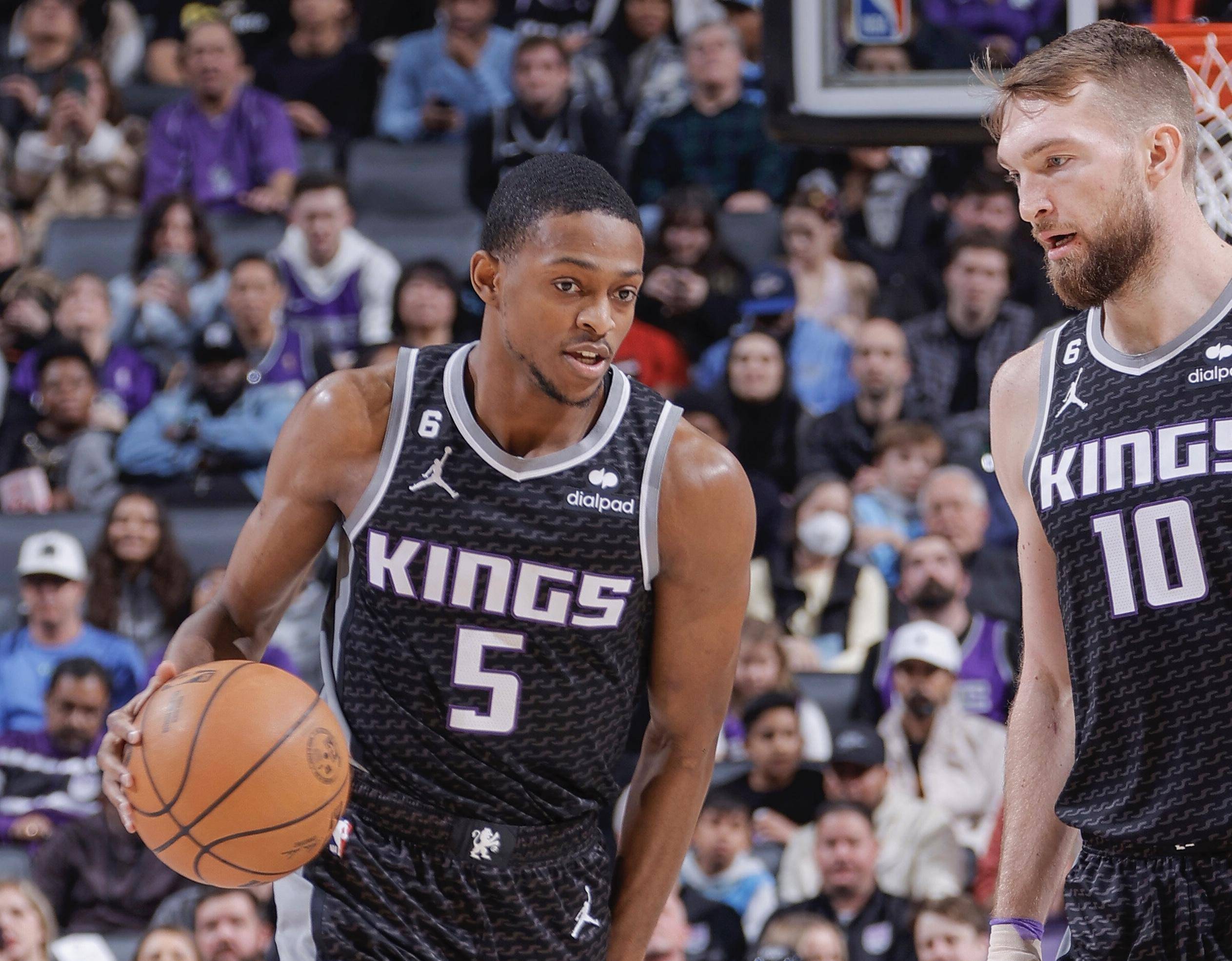 爱游戏-转会期体能课后；萨克拉门托国王强势反弹备战欧超杯；媒体盛赞；数据趋势出现新变化的简单介绍