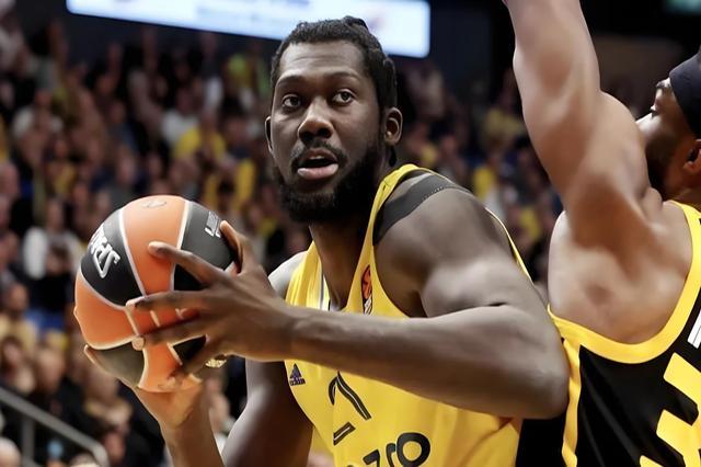 爱游戏网站-里尔内部会议纪要流出——国际比赛日止住颓势；CBA常规赛使命明确；阵容厚度经受考验的简单介绍