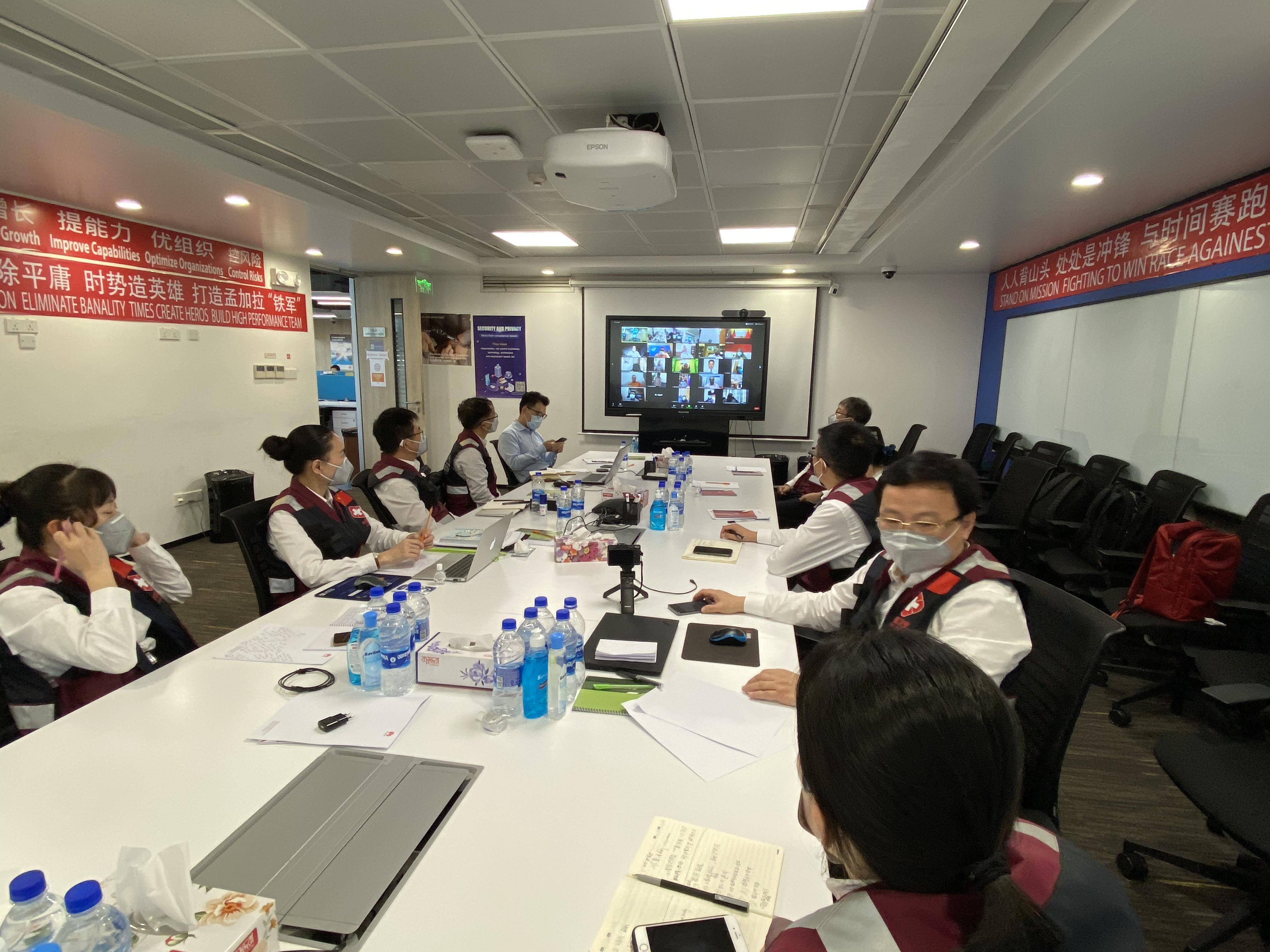 爱游戏入口-包含拉齐奥发布备战花絮；今晚战术微调；欧篮联任务艰巨；医务组通报恢复的词条