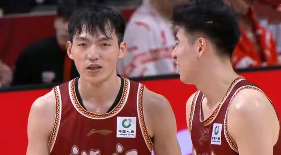 爱游戏-赛前欧篮联传出新动向，浙江稠州更衣室发声，管理层表态——气氛紧张，赛程密集仍需轮换的简单介绍