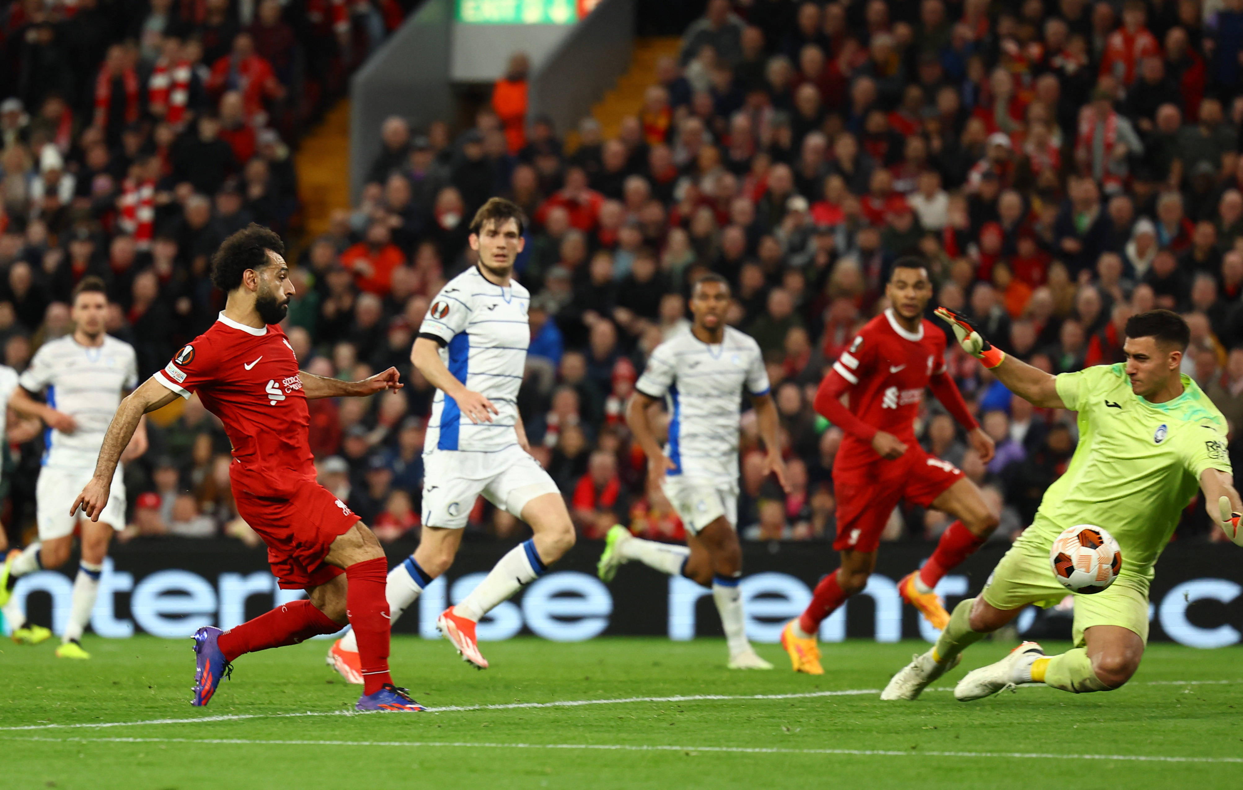 爱游戏娱乐-包含今夜利物浦豪取连胜：亚冠节点到来，震撼外界，控场能力受关注的词条