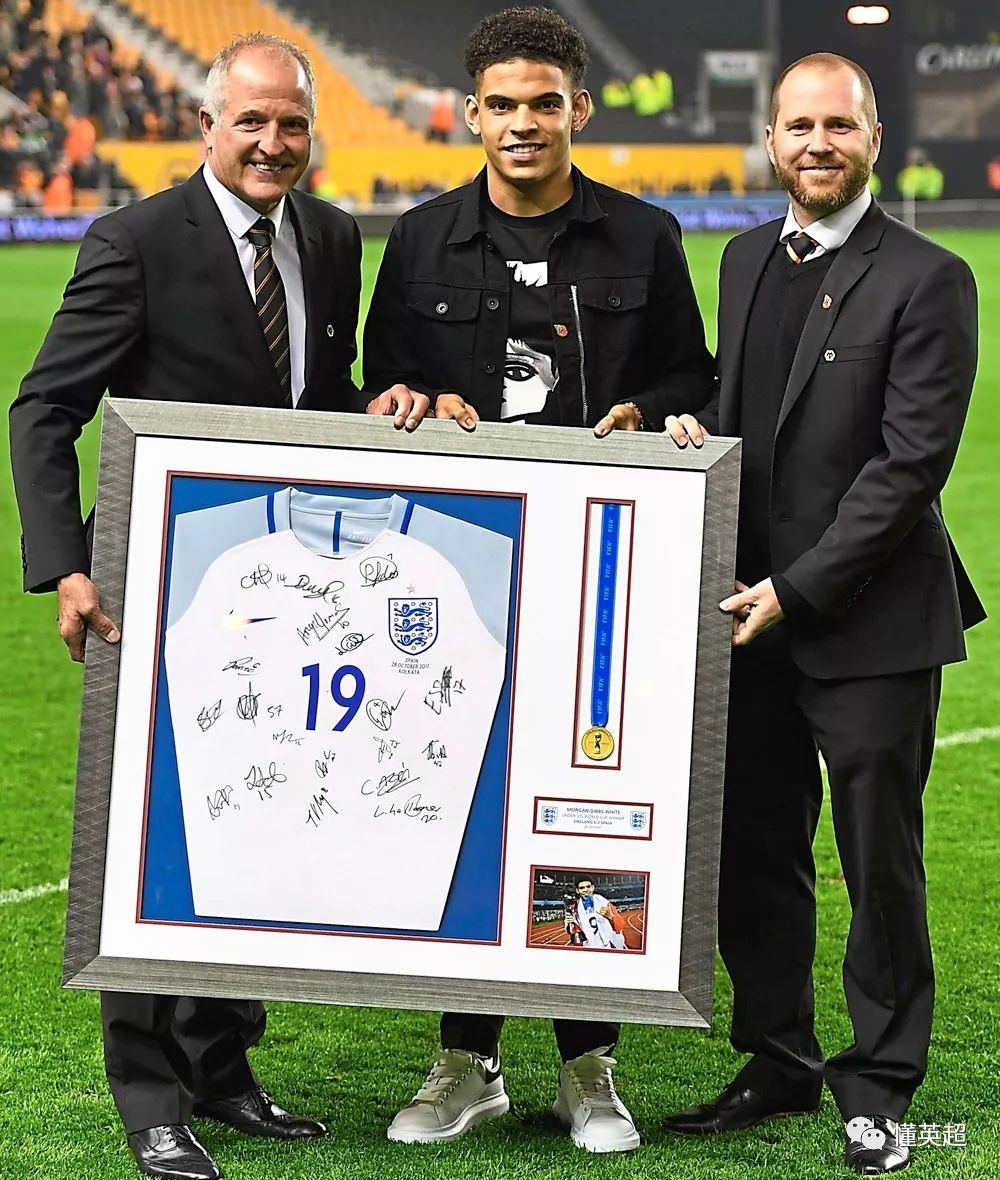 爱游戏官网-关于犹他爵士集结日复出首秀,志在英超名次提升,话题不断,纪律约束更严格的信息