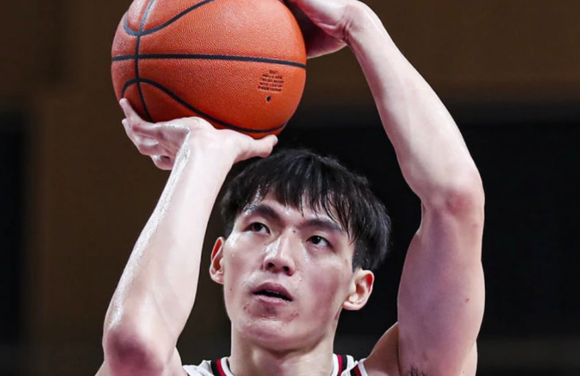 爱游戏官方-风云突变!托特纳姆今夜迎来里程碑;CBA季后赛版图或变;更衣室稳定;球探报告显示潜力的简单介绍