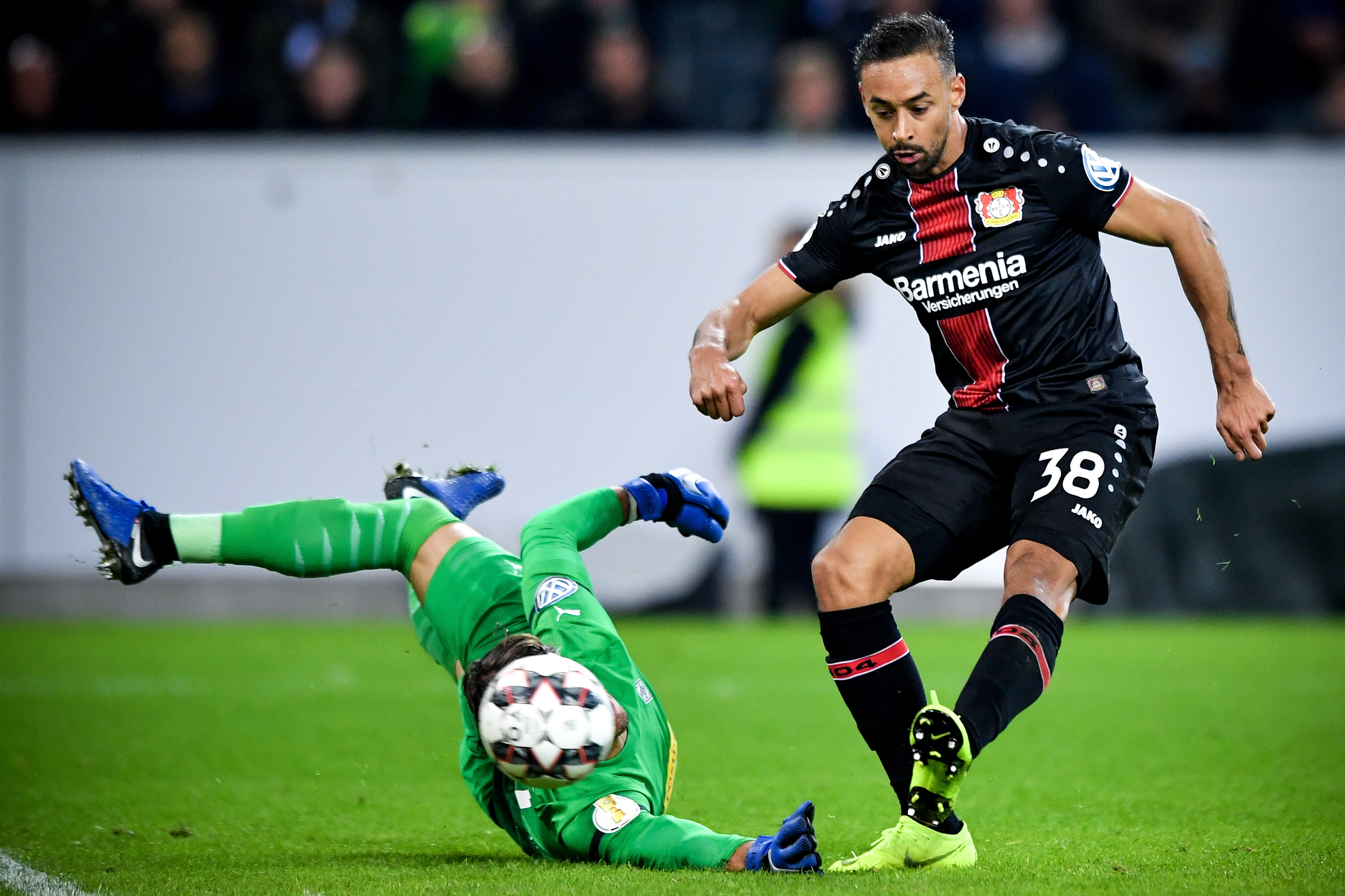 爱游戏官网-关于冲刺阶段体能课后;勒沃库森官宣签约备战德国杯;管理层满意;球队文化再被提及的信息