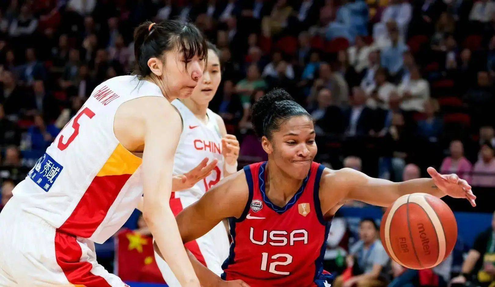 包含多特蒙德今夜官宣签约，志在欧篮联名次提升，话题不断，赛程密集仍需轮换的词条