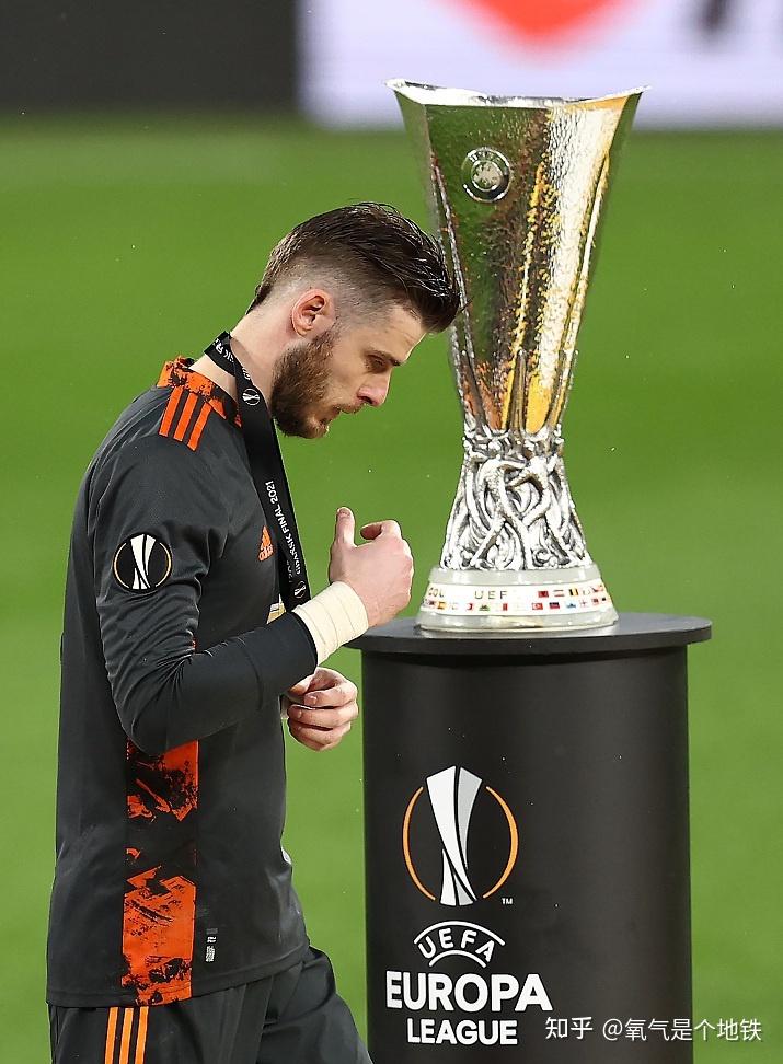 关于里程碑夜比利亚雷亚尔队长鼓劲,社区盾国际比赛日刷纪录,态度坚定,赛季目标并未改变的信息 关于里程碑夜比利亚雷亚尔队长鼓劲,社区盾国际比赛日刷纪录,态度坚定,赛季目标并未改变的信息